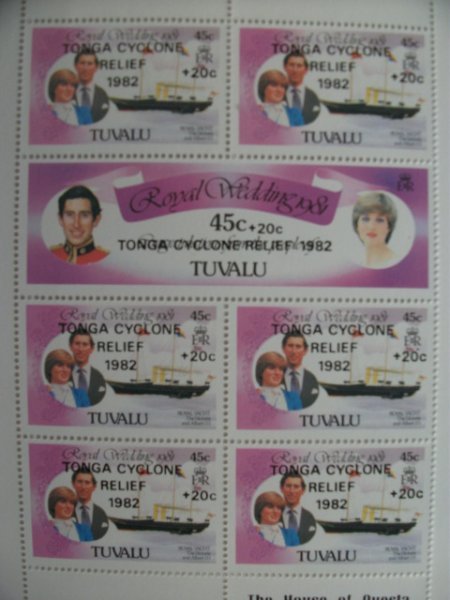 ツバル切手『ダイアナ妃成婚』7枚加刷シート(トンガサイクロン被害救済)拍卖