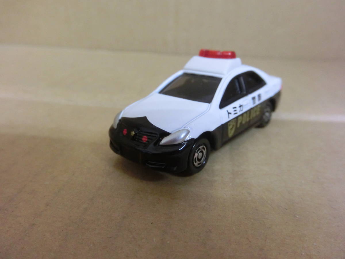 【中古品】トミカ 交通安全セット トヨタ クラウン パトカー トミカ警察 (バラ)NO.110 白・黒 1/69 ベトナム製拍卖