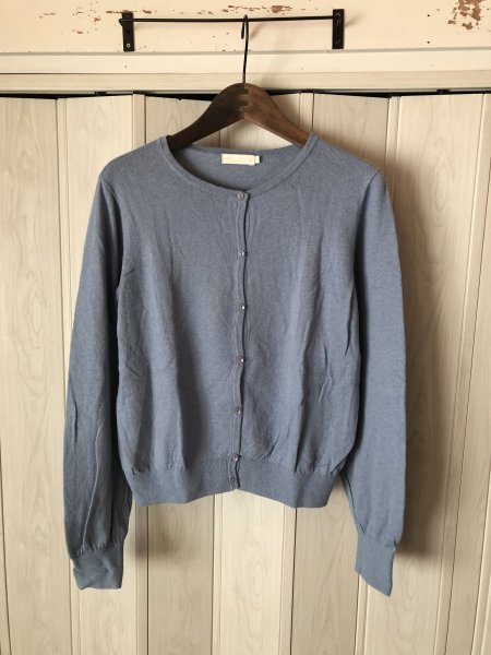 ◆アースミュージック&エコロジー/ブルーのニットカーディガン◆j拍卖