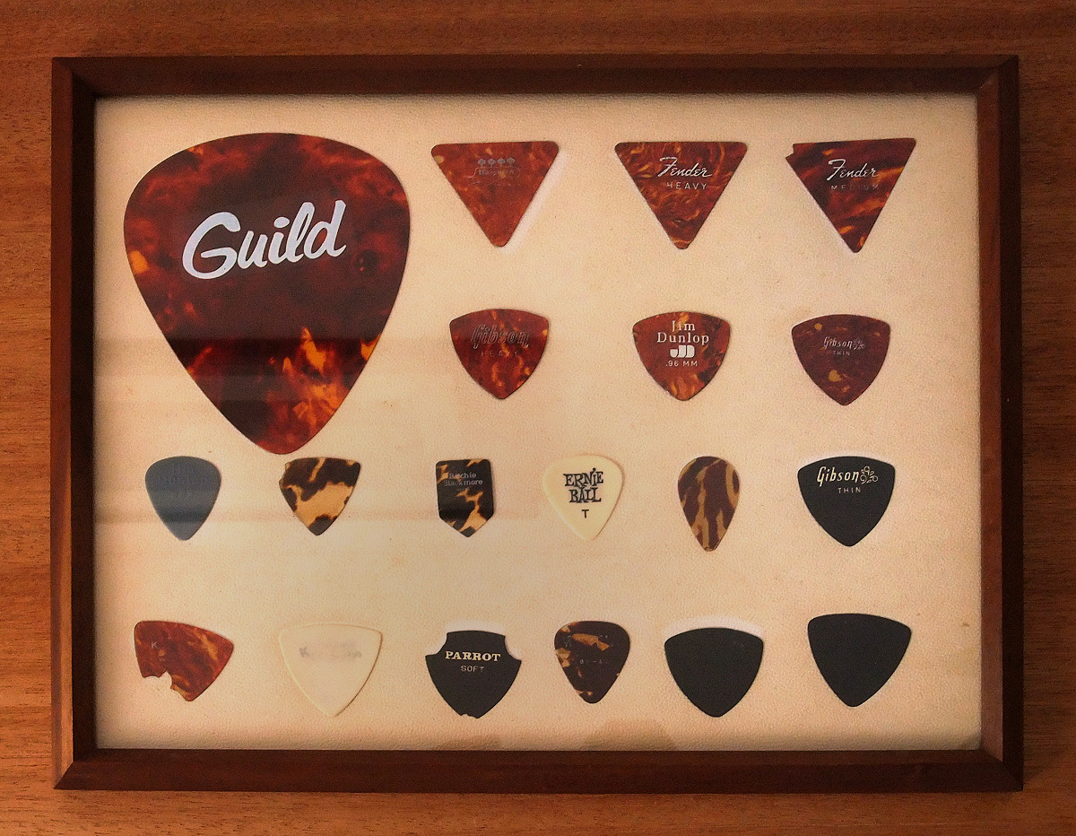 特大Guild Fender Gibson RitchieBlackmore Kawase Dunlop MARTIN TEISCO他 40年以上前に収集したピックコレクション拍卖
