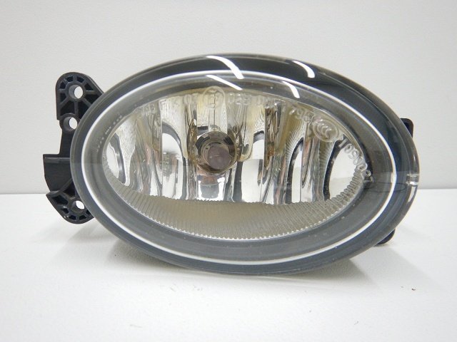 ★ ベンツ E550 AMG スタイリングパッケージ W211 Eクラス 07年 211072 右フォグランプ (在庫No:A30981) (7049) #拍卖