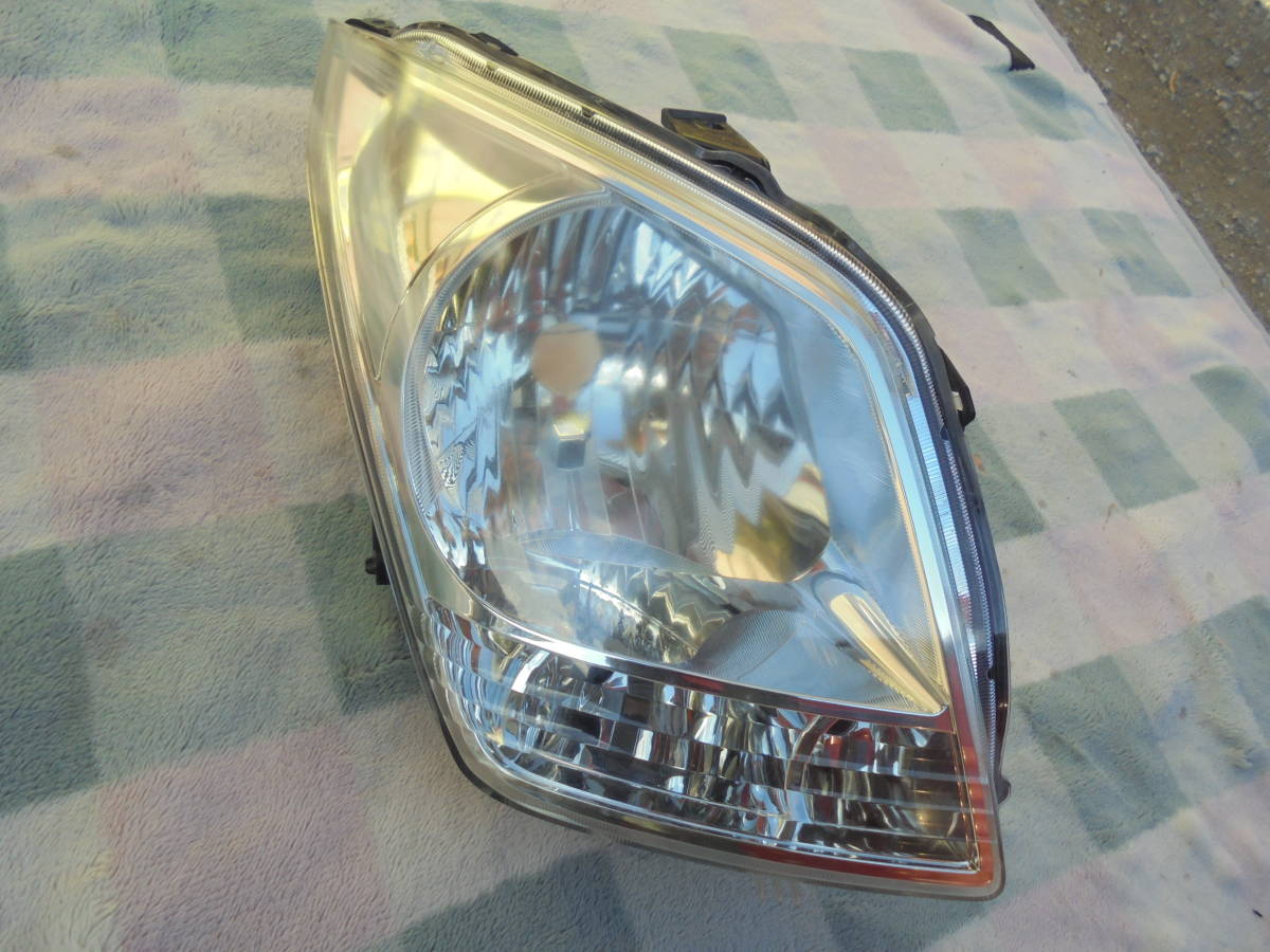ワゴンR MH23S 純正 右ヘッドライト ハロゲン KOITO 100-59192 ☆送料格安 ☆要確認 4096拍卖