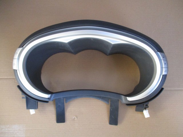 ☆★TE52 エルグランド メーターフード★☆拍卖