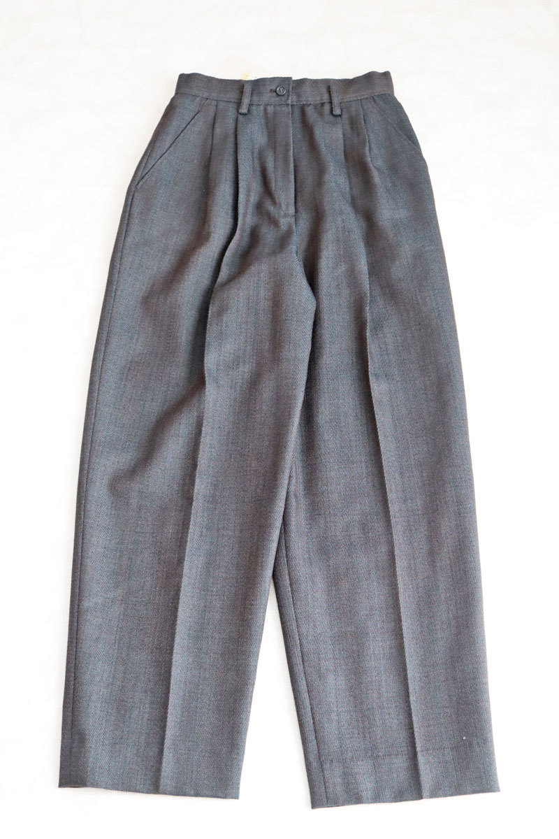 wpn7 ウールパンツ 長ズボン タックあり w66Lサイズ グレー 160㎝ 秋冬 国産 レナウン 新古品 未使用 長期保管品 ミセス拍卖