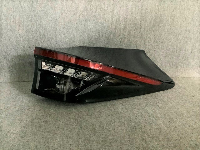3498-Z2-2 ヤリス クロス MXPB10 MXPJ10 テール レンズ LED 右 ☆拍卖