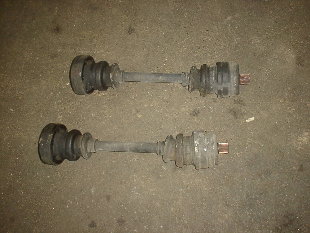 R107046 500SL 後期、最終型EU並行車 ドライブシャフト中古左右セットで 107 560SL拍卖