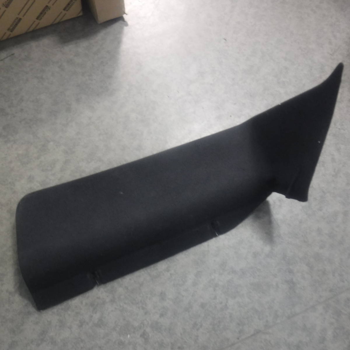 ベンツEクラスW210グローブボックスE240ダッシュボックスE320下インパネ内装トリム助手席ダッシュボード足元パネル内貼り 部品取り車あり拍卖