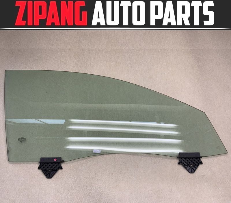 AU092 4E S8 5.2 クワトロ 右フロント ドア ガラス/SAINT-GOBAIN SEKURIT M501100 ◆合わせガラス ★程度まあまあ ○拍卖