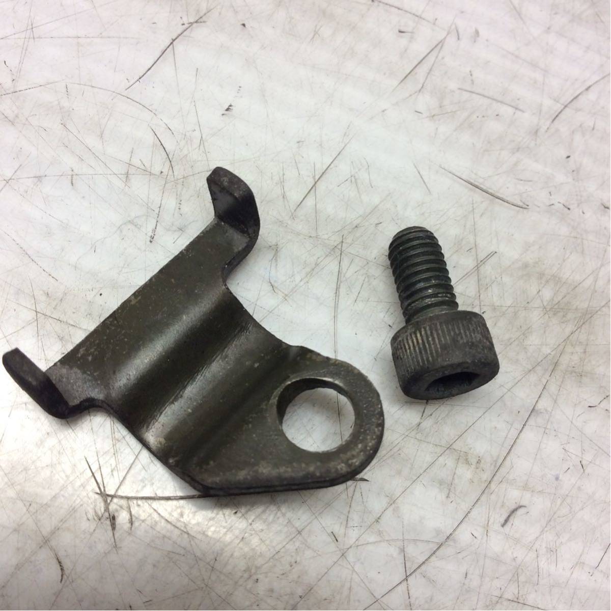 A33-5 スズキ レッツ2 CA1PA リアブレーキ ワイヤー ガイド ボルト 純正部品拍卖