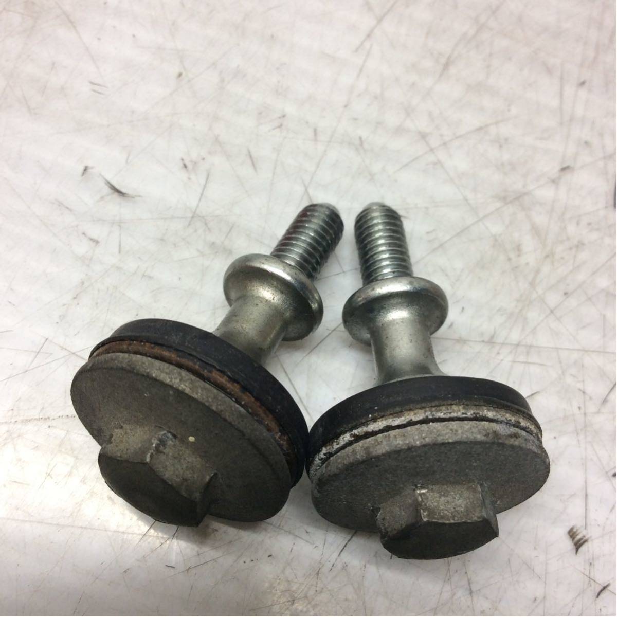 B33-39ne ホンダ フォルツァ MF08 シリンダーヘッド ボルト 純正部品拍卖