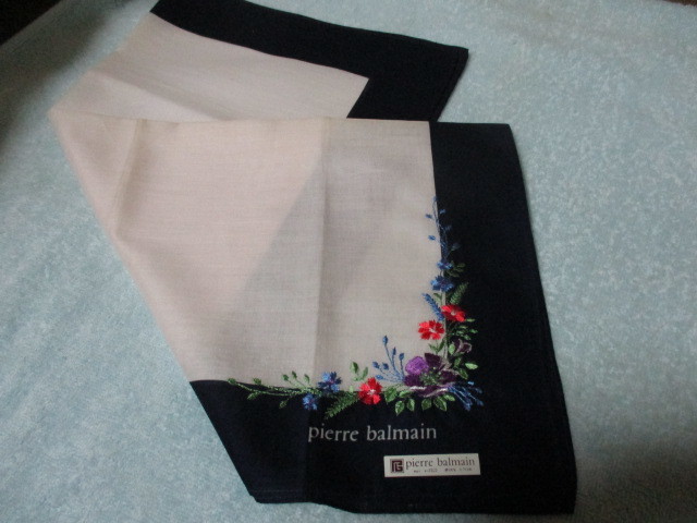 レトロなピエールバルマン 花刺繍ハンカチ 未使用拍卖