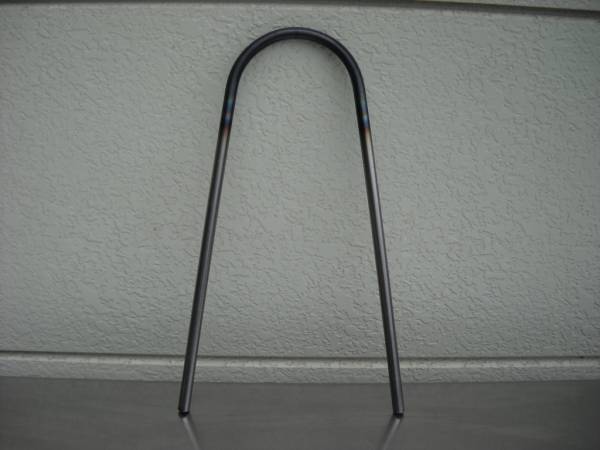 ラウンドフェンダー ステー ストラット ブレース 丸ムク棒 丸棒 スチール 手曲げ 無塗装 汎用品 カスタム ブリティッシュ拍卖