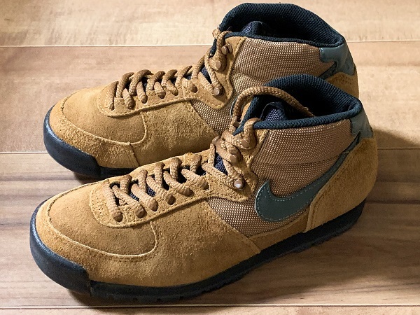 美品、レア! NIKE ナイキ AIR APPROACH 2.4 エアアプローチ ブラウン/グリーン 24cm US6 ACG MAGMA マグマ ラバドーム トレッキングブーツ拍卖