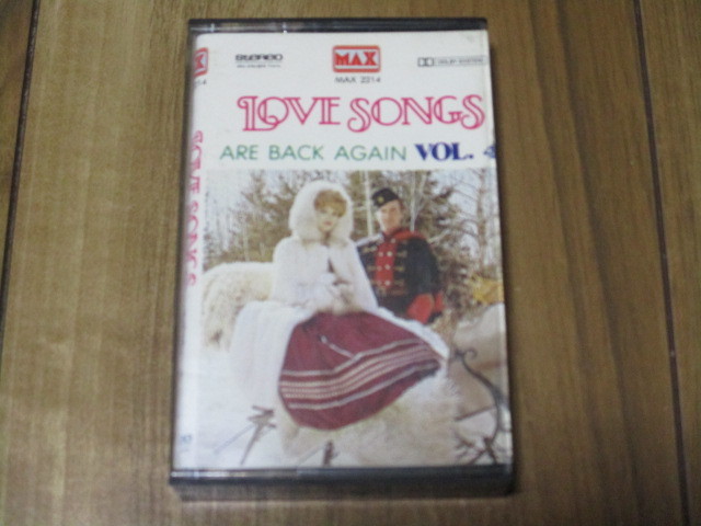 LOVE SONGS ARE BACK AGAIN VOL.4 輸入版 カセット ビー・ジーズ クリフ・リチャード ロバータ・フラック デミス・ルソス マンハッタンズ拍卖