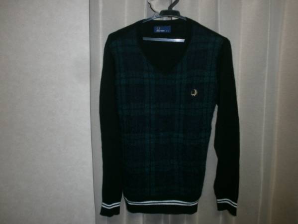 美品 フレッドペリー Vネック 二ット チェック × 黒 × 緑 JP S拍卖