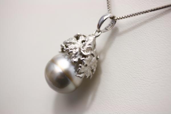 ぴかぴか★南洋白蝶真珠12.4mm★ペンダントトップ★グレー拍卖