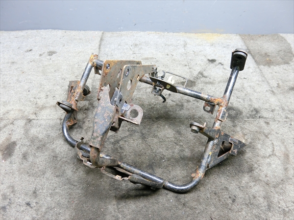 ホンダ フォルツァ MF08 純正 フロント アッパー カウル ステー拍卖