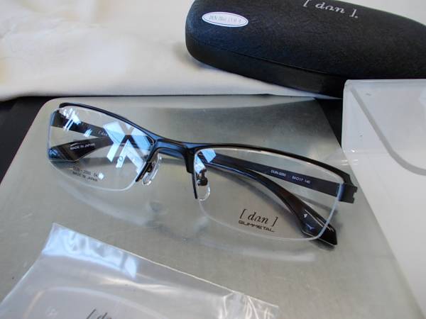 ドゥアン 超かっこいい眼鏡フレーム DUN-2050-BKM-4 お洒落拍卖