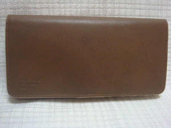☆新古品☆マーガレットハウエル/小さめ長財布/ボタン開閉/薄こげ茶拍卖
