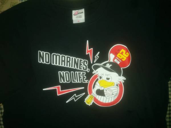 千葉ロッテマリーンズ キャラクターTシャツ Mサイズ拍卖