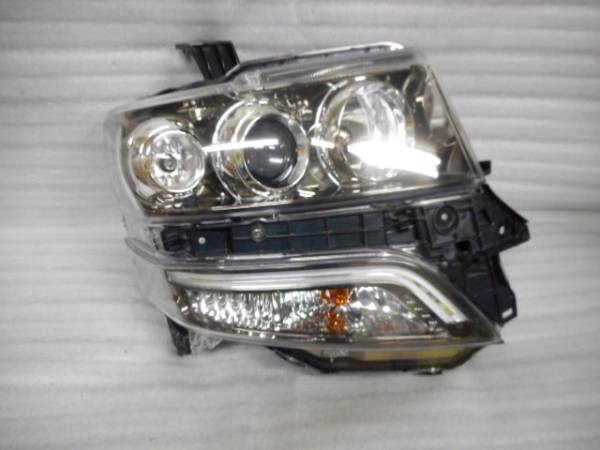 N BOX カスタム 前期 HID右ヘッドライト 青拍卖