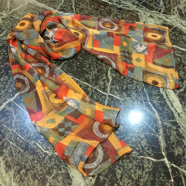 【新品】お洒落!!総柄デザインストール★暖色系 薄手 スカーフ拍卖