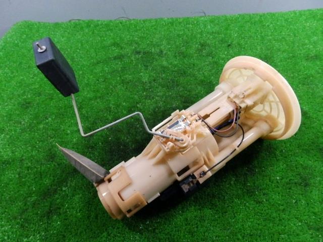 タウンエース ABF-S402M 燃料ポンプ/フューエルポンプ 3SZ-VE W09 23210-BZ110 23210-BZ020 042489拍卖