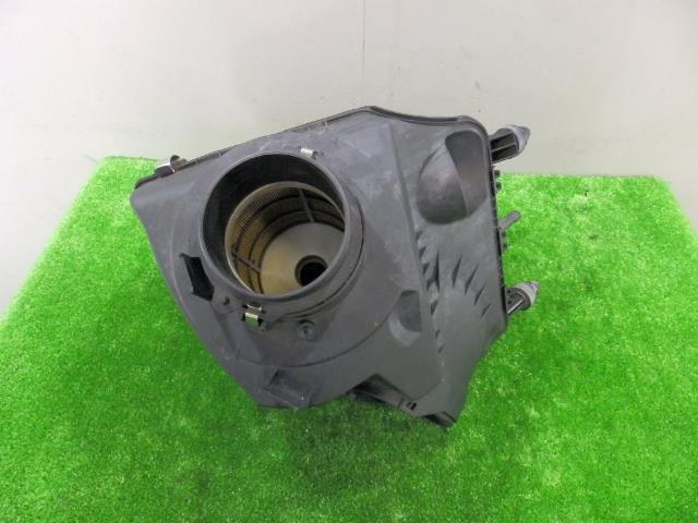 アウディ A6 ABA-4FCCES エアクリーナー/エアークリーナー CCE 4F0133835E 141332拍卖