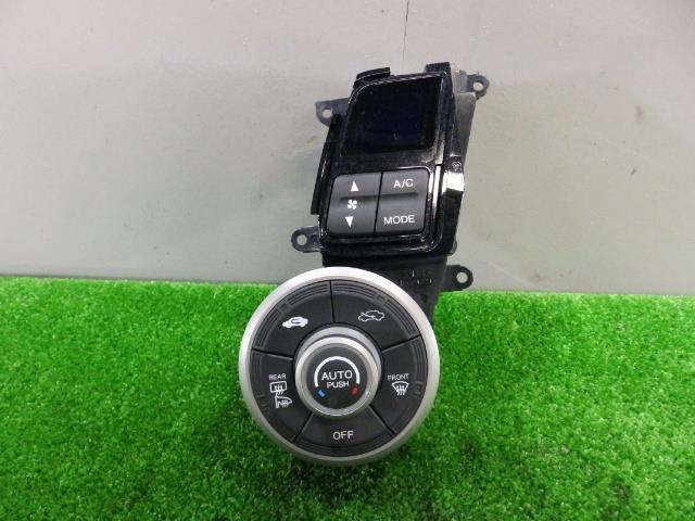 インサイト DAA-ZE2 ACスイッチ/エアコンパネル LDA NH756P D09Z9 79600-TM8-951ZA 140766拍卖