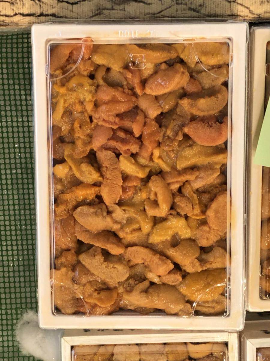 生ウニ 小川のうに 約220g~250g(一粒 約4cm-5cm) ロシア産&北海道産拍卖