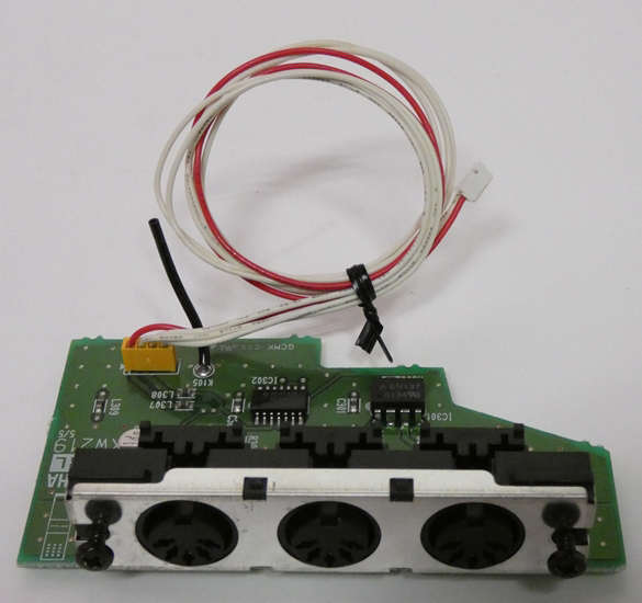 ■YAMAHA アナログミキサー M2500-24 MIDIコントロールボード 基板 XW219 IN、OUT、THRU拍卖