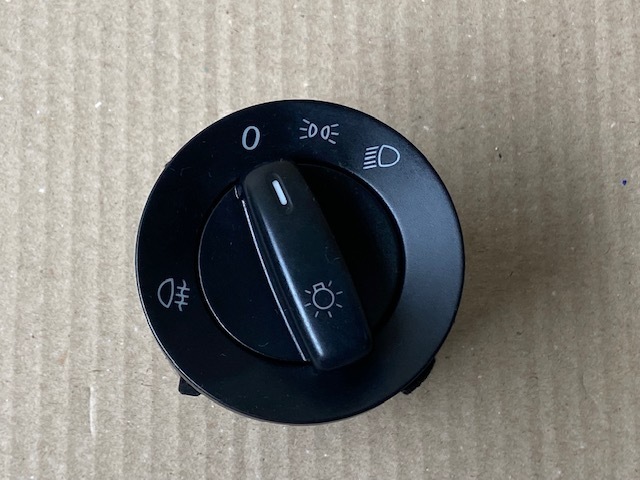 フォルクスワーゲン vw ゴルフ 1KBLG ヴァリアント 純正 ライトスイッチ 【A2360 PP】 拍卖