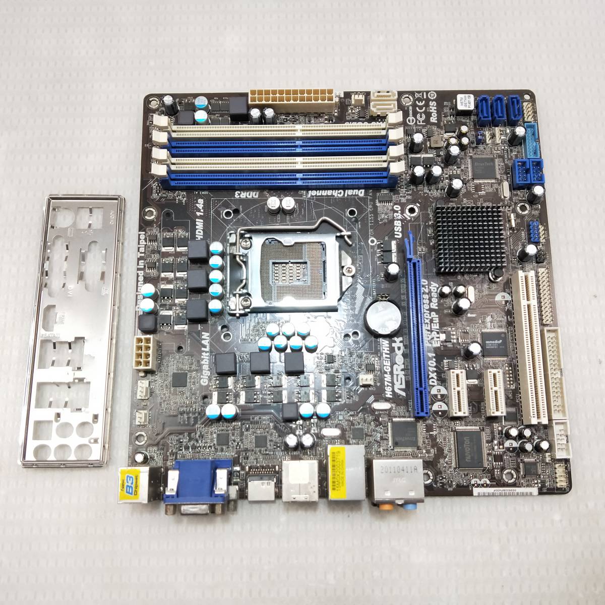 【中古パーツ】BIOS確認のみ、ASROCK H67M-GE/THW V1.0 マザーボード LGA1155 ■MB942拍卖