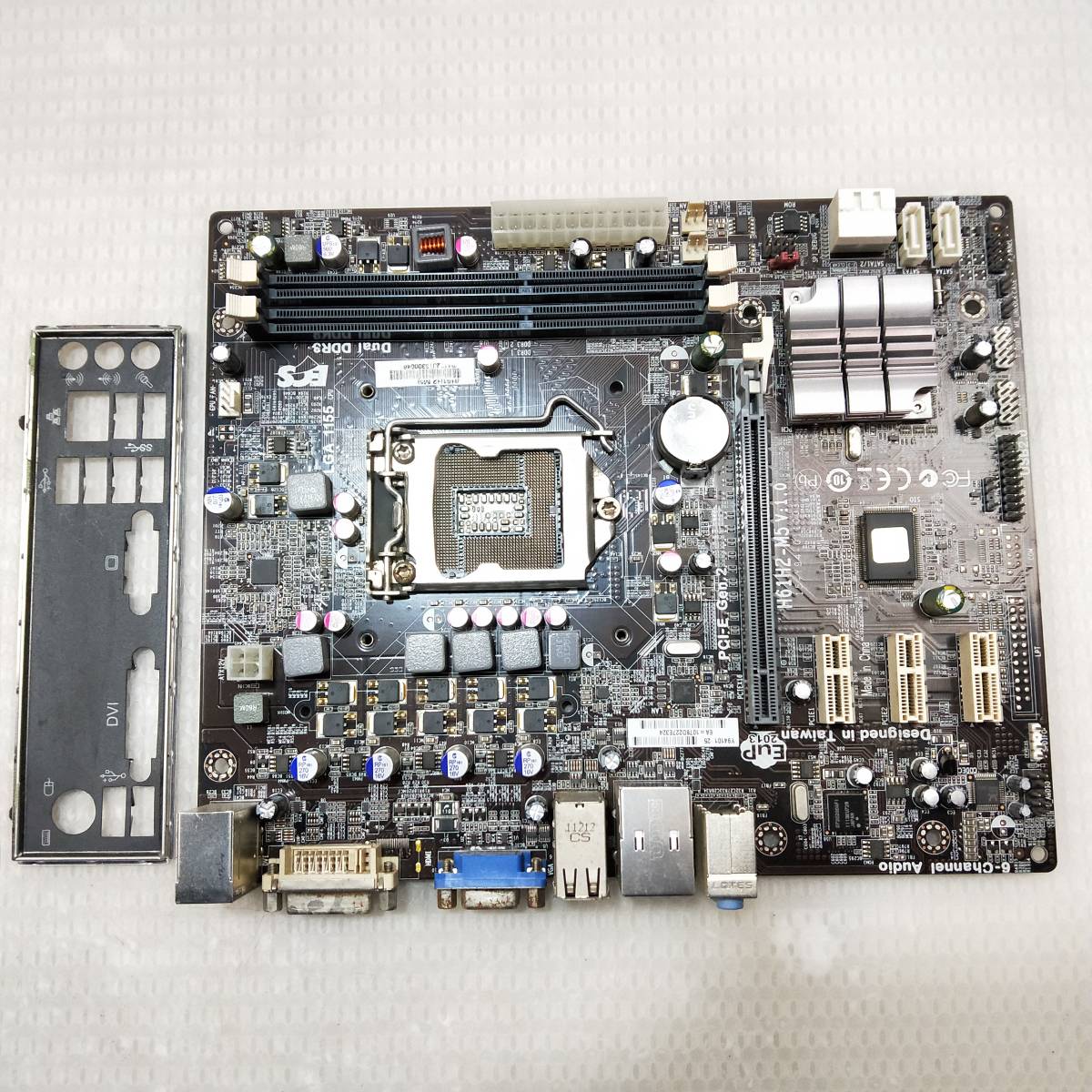 【中古パーツ】BIOS確認のみ、H61H2-M5 V:1.0 マザーボード LGA1155 ■MB1046拍卖