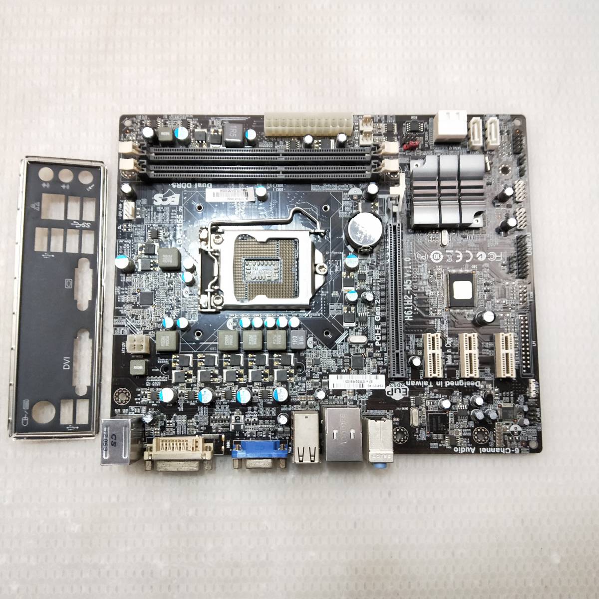 【中古パーツ】BIOS確認のみ、H61H2-M5 V:1.0 マザーボード LGA1155 ■MB1045拍卖