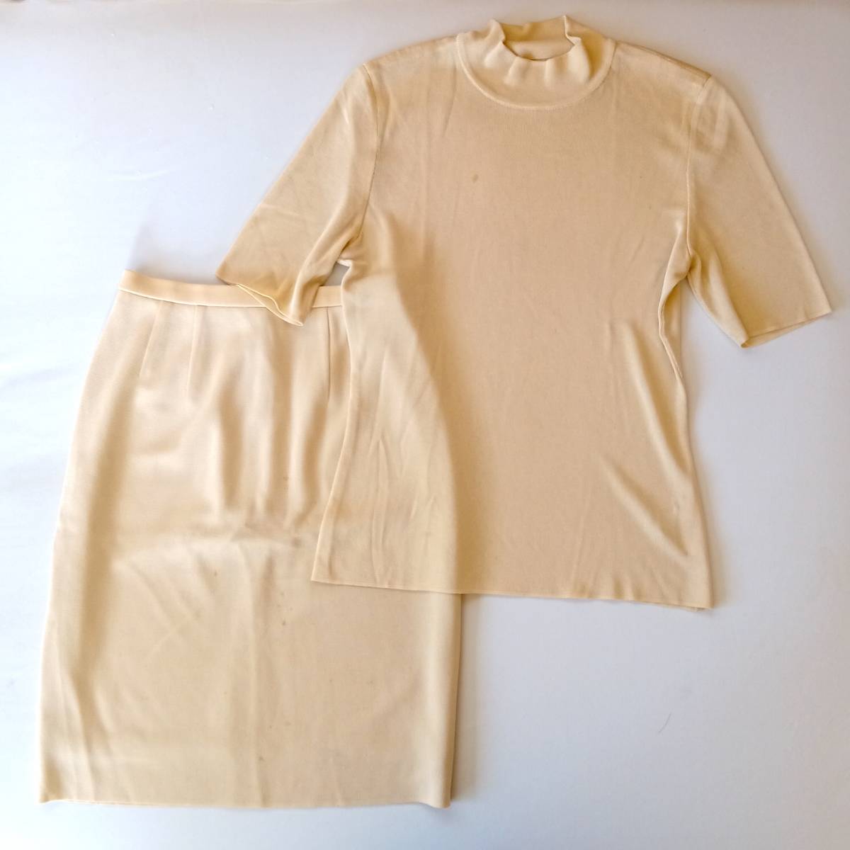 BISES ビシェス セットアップ モックネック キュプラ 40 高級 ニット拍卖