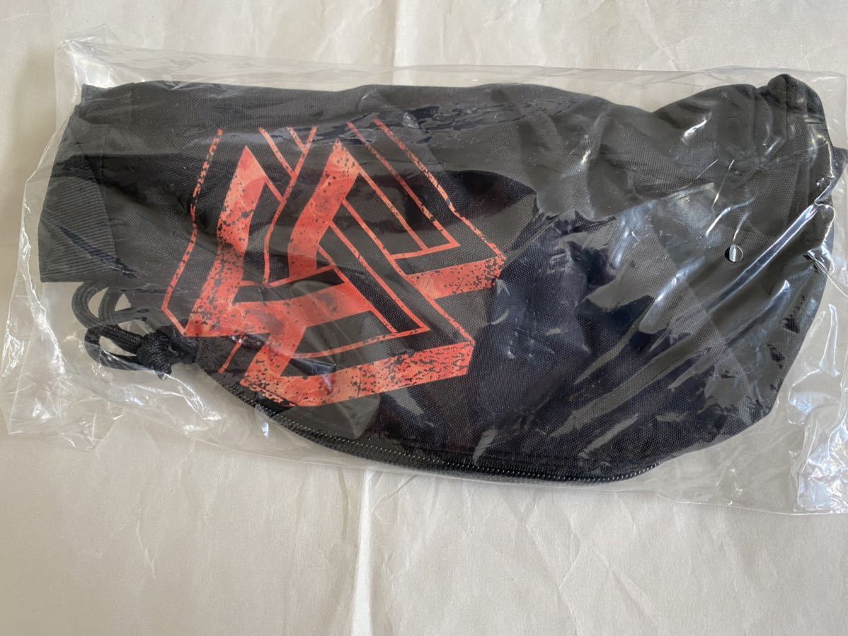 BABYMETAL ベビーメタル TRI-ICON ボディバッグ ウエストバッグ トリアイコン グッズ キツネ SU-METAL ゆい もあ 限定 完売 アスマート拍卖