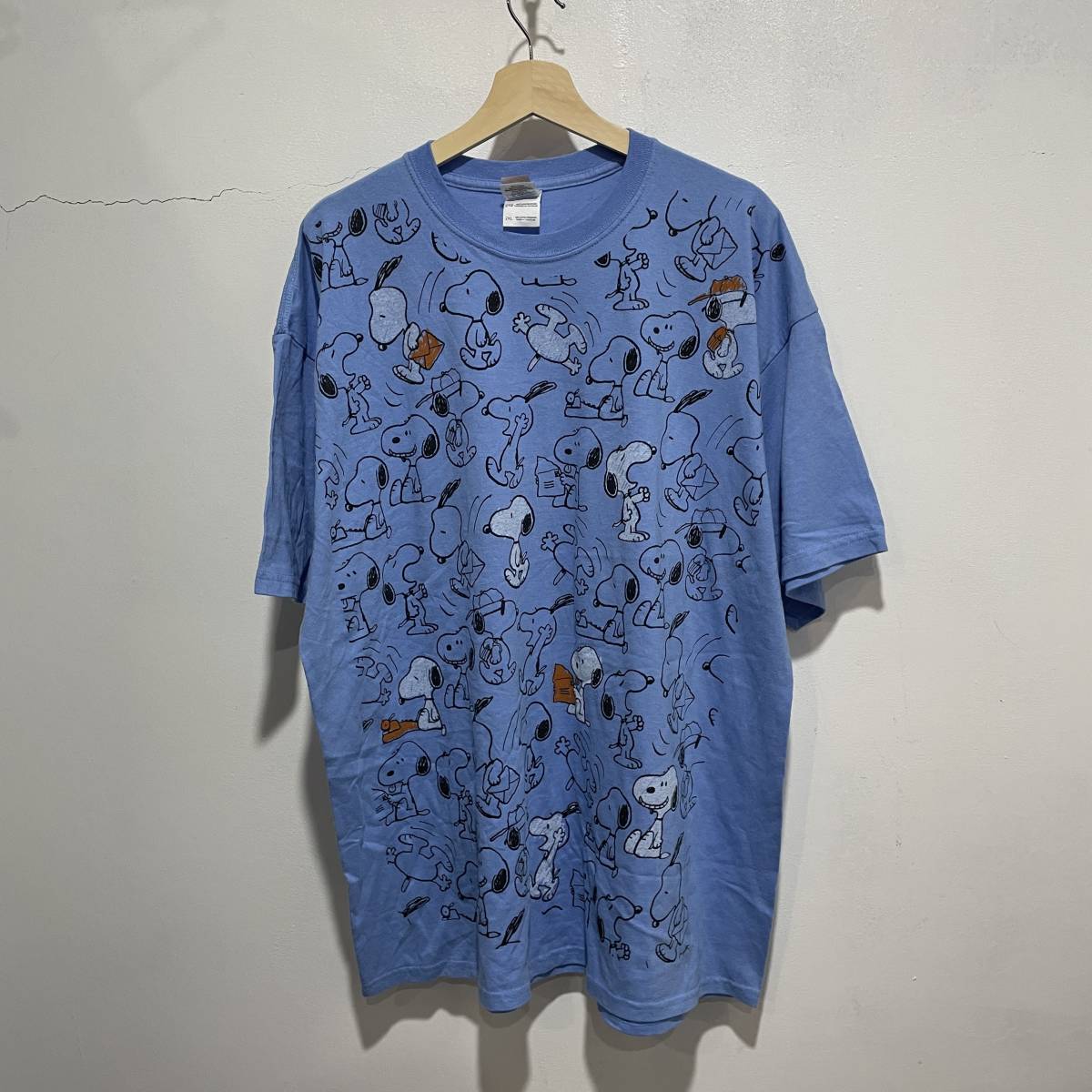 ☆送料無料☆ビックサイズ☆スヌーピー☆総柄Tシャツ☆2XL☆キャラクター☆z20c拍卖
