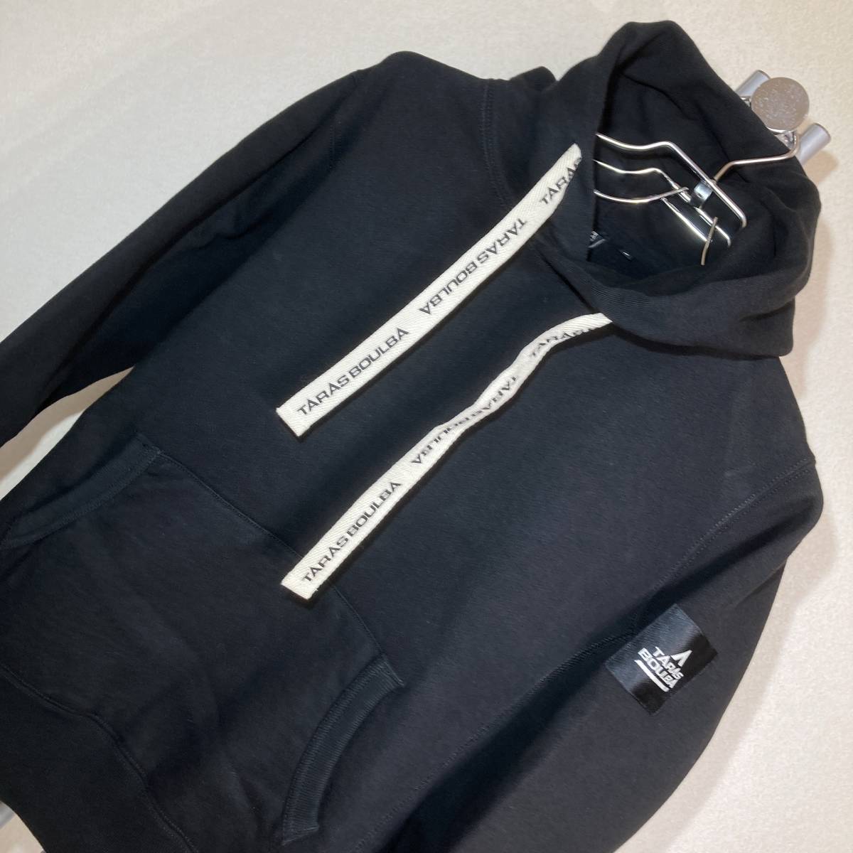 V456美品!■TARAS BOULBAタラスブルバ★黒★厚手スエットパーカ■S拍卖
