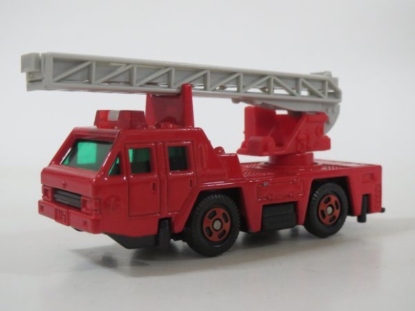 58774■トミカ 22-4 ニッサンディーゼル梯子消防車 日本製拍卖