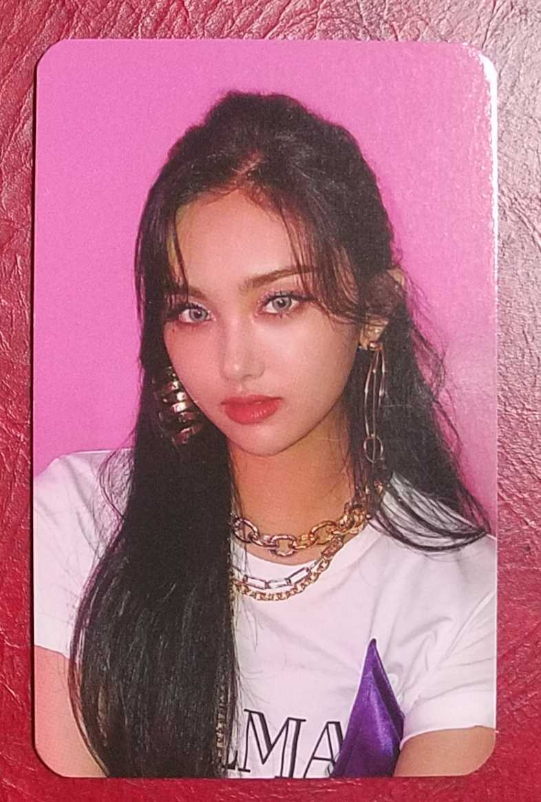 EVERGLOW アシャ -77.82X-78.29 トレカ 即決 Aisha エバーグロー エバグロ LA DI DA 2nd Mini Album フォトカード トレーディングカード拍卖