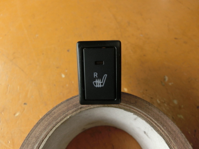 スペーシア シートヒーター スイッチ 平成28年 DAA-MK42S拍卖