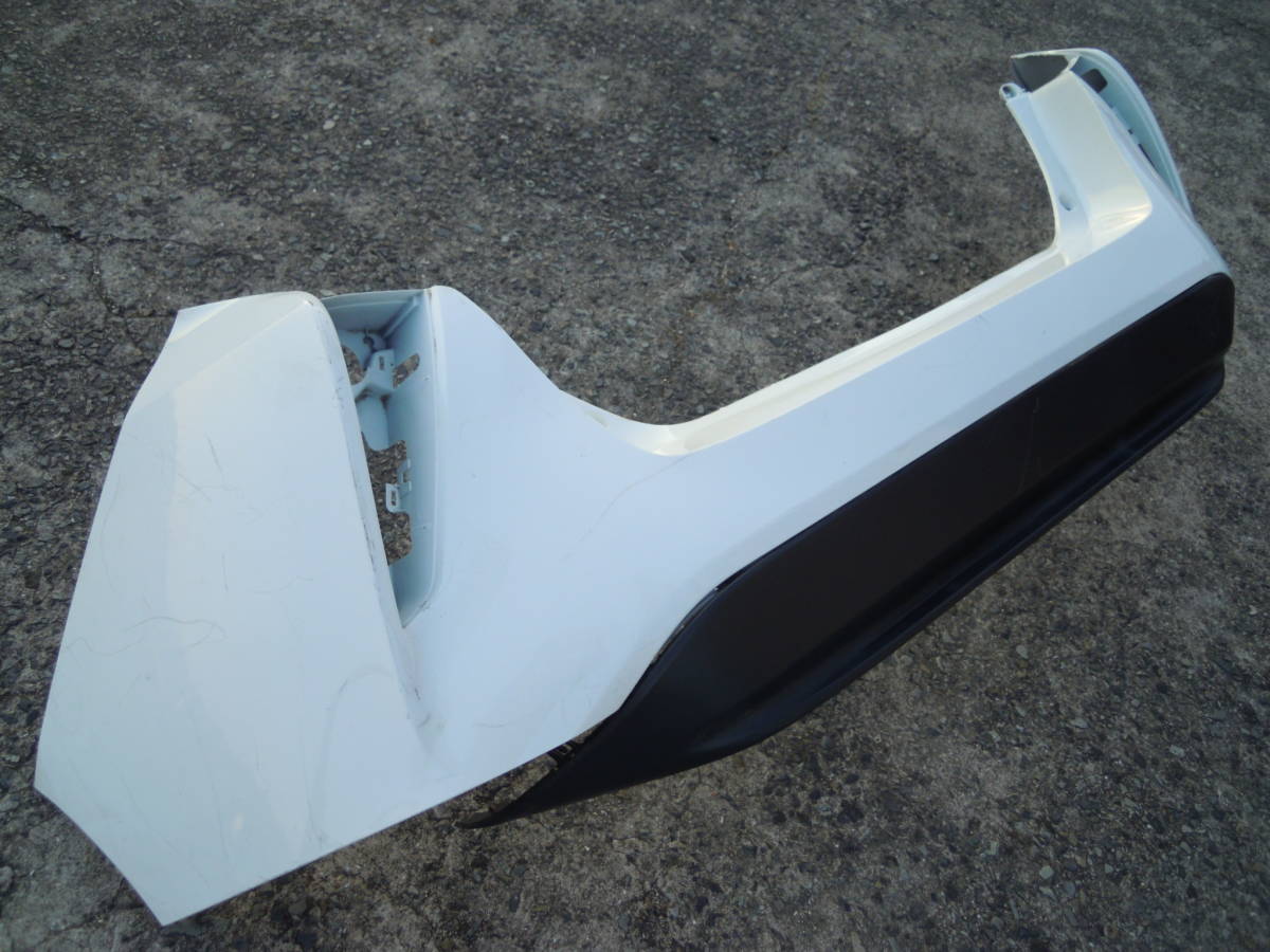 Q プリウス ZVW50 ZVW51 ZVW55 前期 純正 リアバンパー 52159-47110拍卖