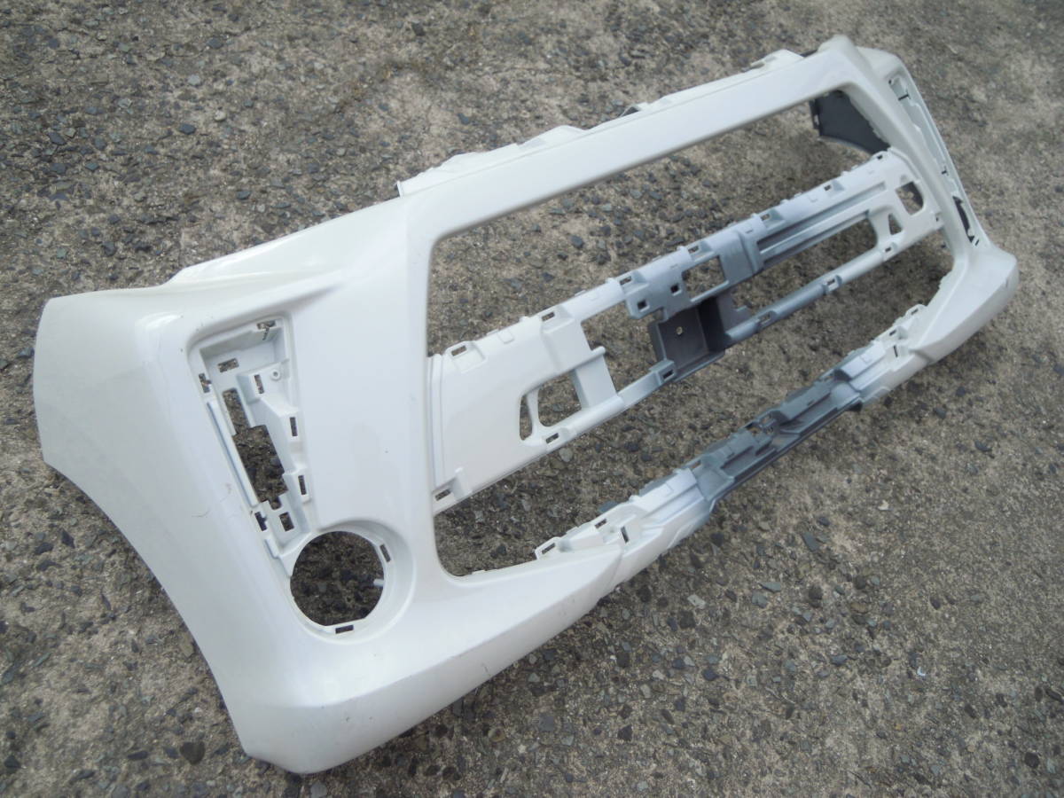 Q LA150F LA160F ステラカスタム 純正 フロントバンパー 52119-B2E20拍卖