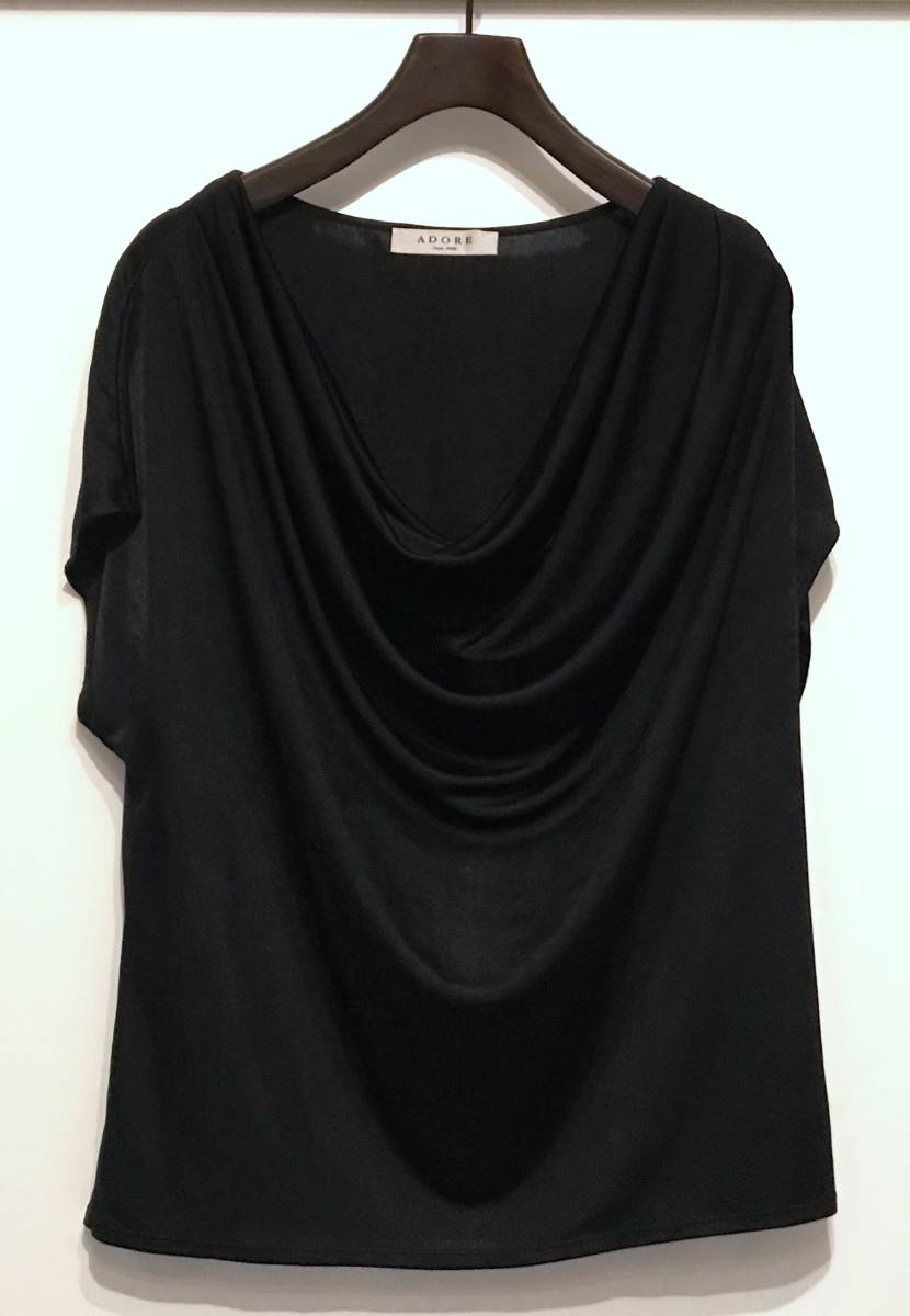 ●ADORE (アドーア)ドレープデザイン トップス●ブラック●サイズ38●中古・美品●拍卖