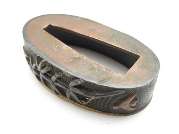 【2805】オリジナル 刀装具 武具 甲冑 赤銅地 竹雀 縁(初品・買取品)拍卖