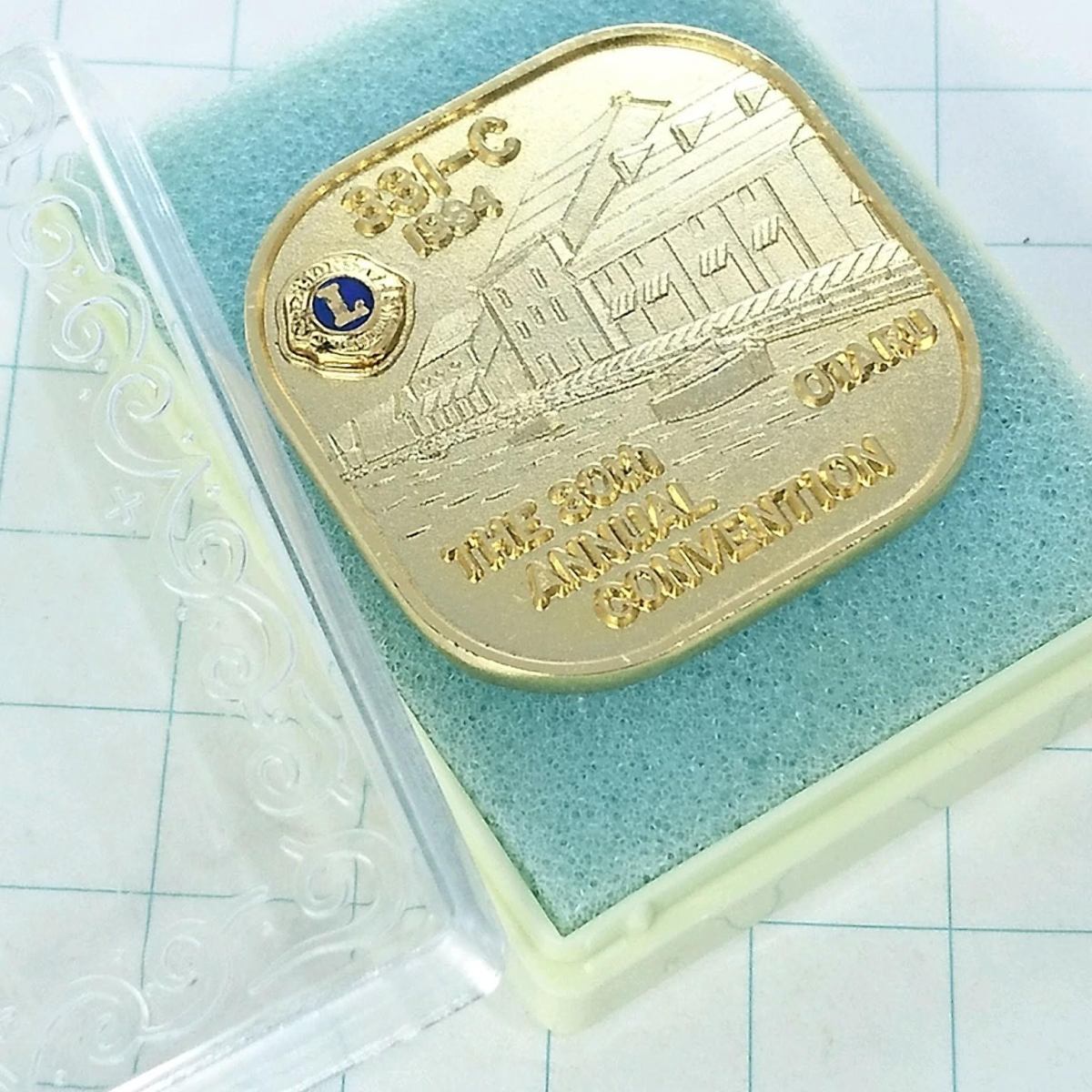 送料無料)小樽 昭和レトロ ライオンズクラブ 記念 ピンバッジ PINS ピンズ A06356拍卖