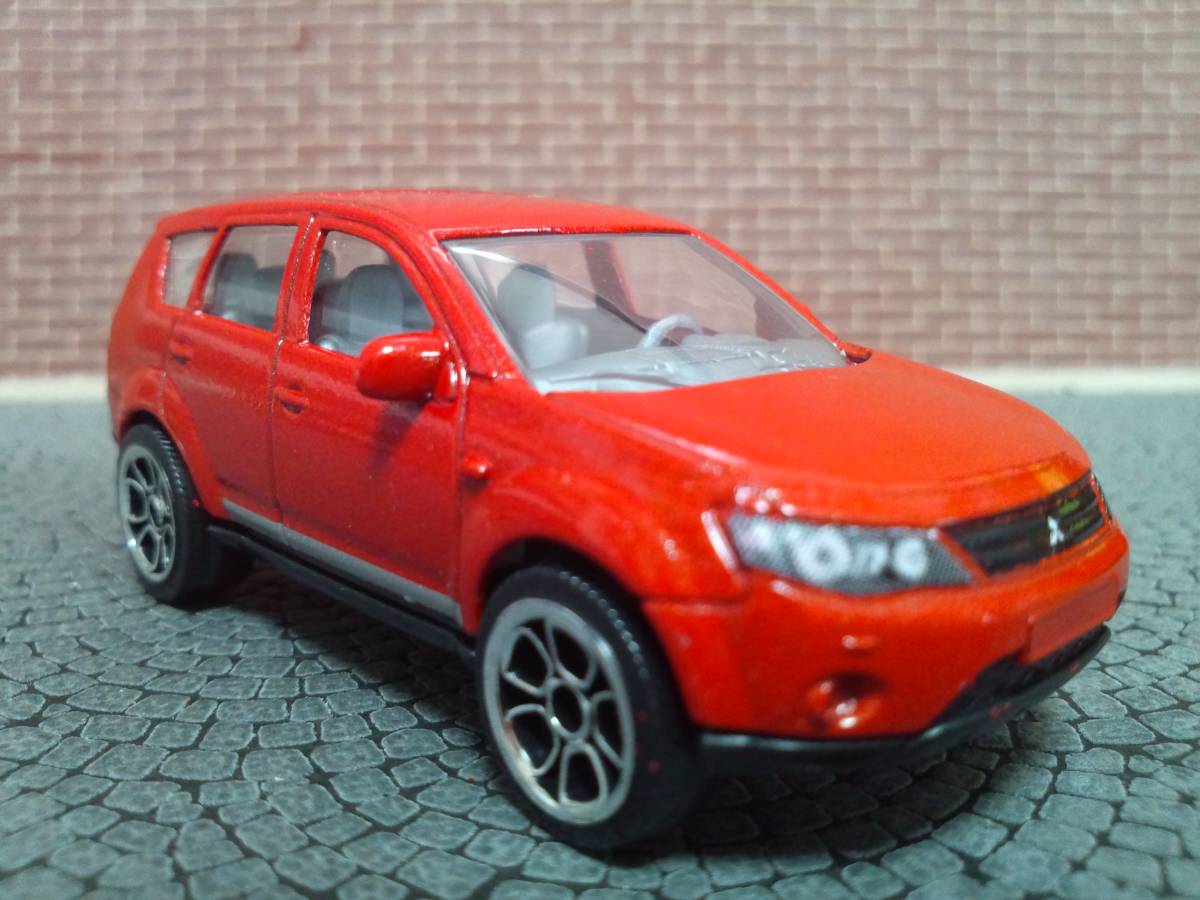 【中古品】1/64 MITSUBISHI OUTLANDER ①拍卖