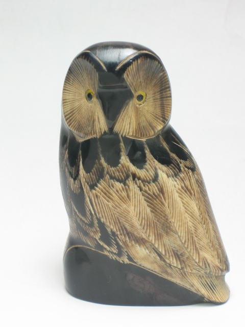 ◎●ふくろう  水牛の角(つの)製  置物  NO.43  フクロウ拍卖