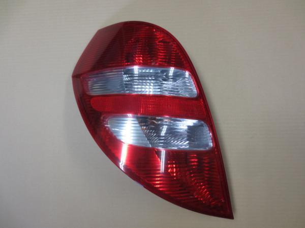 ★2005年 ベンツ W169 A200 エレガンス 169033 左 テールランプ★拍卖